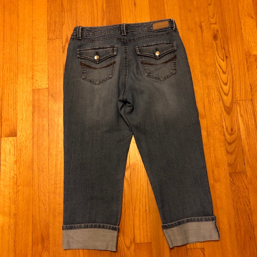 Jeans - Picture 2 of 2